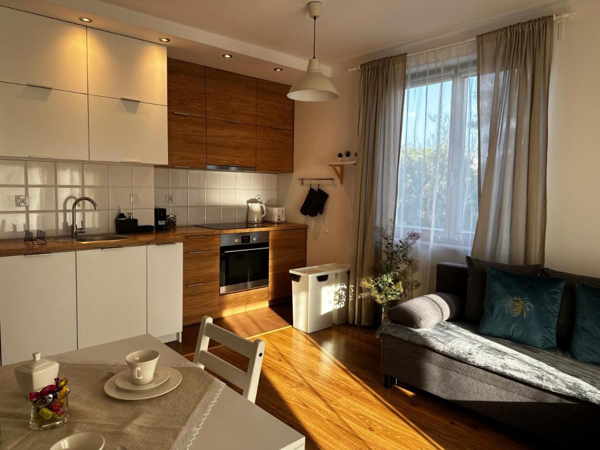 Tresor Pulaskiego Apartments Krakau Buitenkant foto